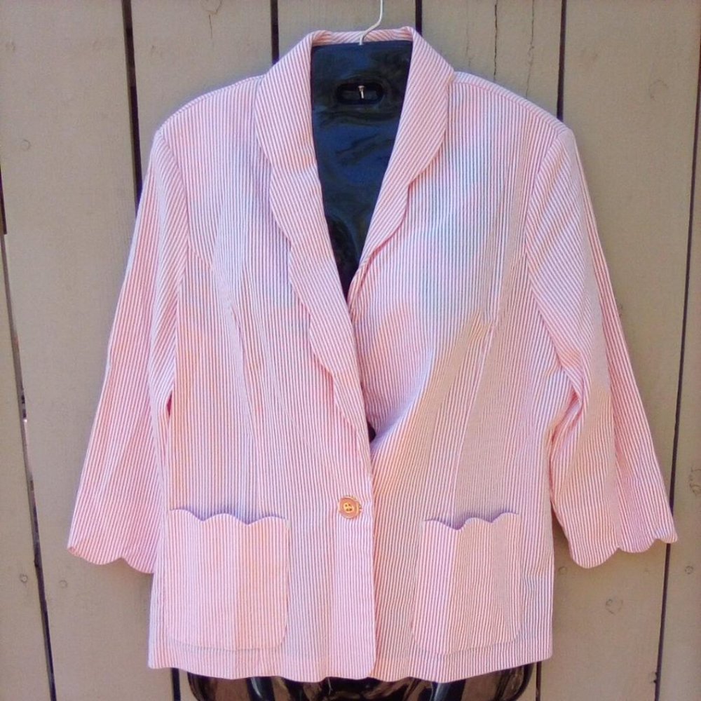 LIGHT SPRING / SUMMER  STRIPED BLAZER